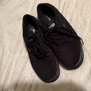 Vans Men's Classic Black chucks lows Sneakers